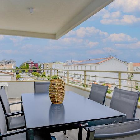 Residence Sunlight Τζεσόλο Λίντο Εξωτερικό φωτογραφία